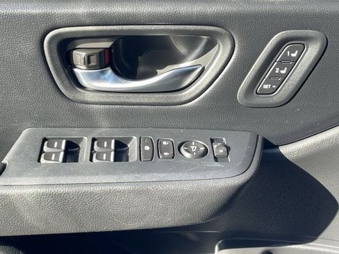 Certified 2024 Honda Pilot Touring image 24