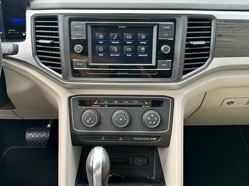 Certified 2023 Volkswagen Atlas SE image 25