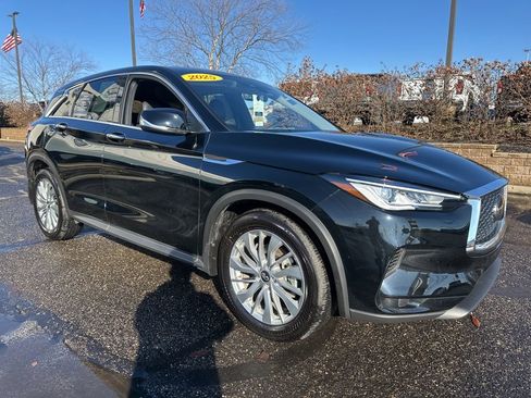 Certified 2025 INFINITI QX50 Pure image 15