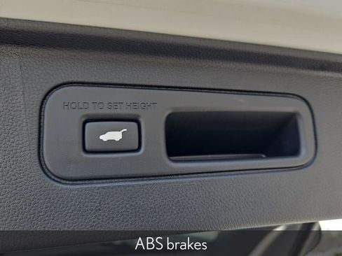 Certified 2025 Honda Pilot EX-L image 33