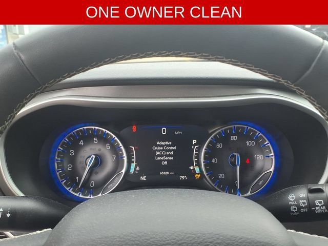 Used 2024 Chrysler Pacifica Touring-L FWD image 21