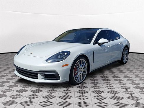 Used 2018 Porsche Panamera 4 w/ Premium Package Plus image 3