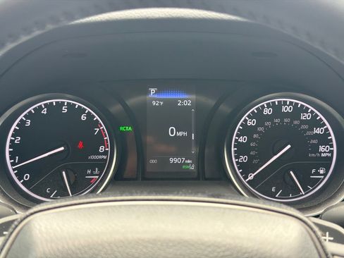 Used 2024 Toyota Camry SE w/ Convenience Package FWD image 31