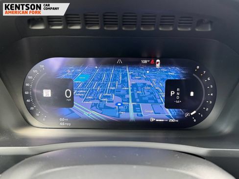 Used 2025 Volvo XC90 B6 Plus AWD/4WD image 13