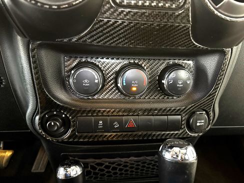 Used 2015 Jeep Wrangler Unlimited Sport w/ Quick Order Package 24S image 18