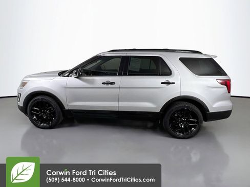 Used 2016 Ford Explorer Sport image 6