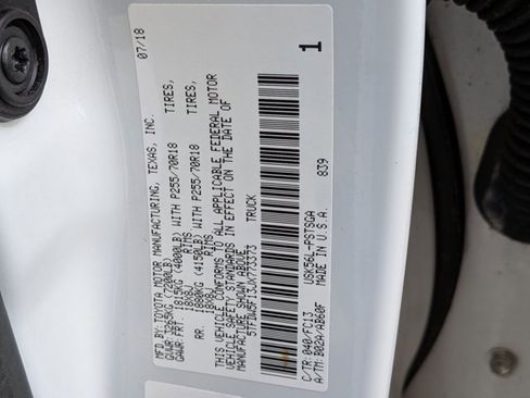 Used 2018 Toyota Tundra SR5 w/ SR5 Upgrade Package image 18