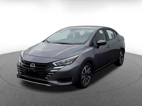 Used 2025 Nissan Versa SV FWD image 7