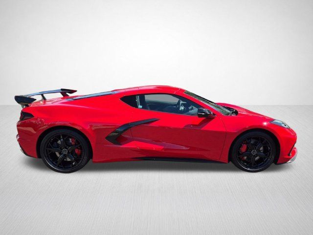 Used 2022 Chevrolet Corvette Stingray Preferred Cpe w/ Z51 Performance Package RWD image 11