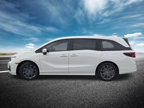 New 2026 Honda Odyssey Touring image 18