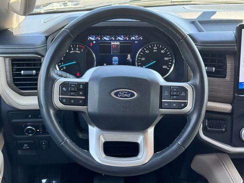Used 2024 Ford Expedition Max Limited RWD image 8