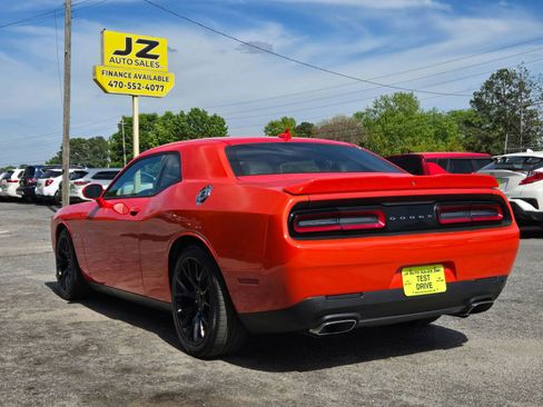 Used 2020 Dodge Challenger R/T w/ Plus Package image 4
