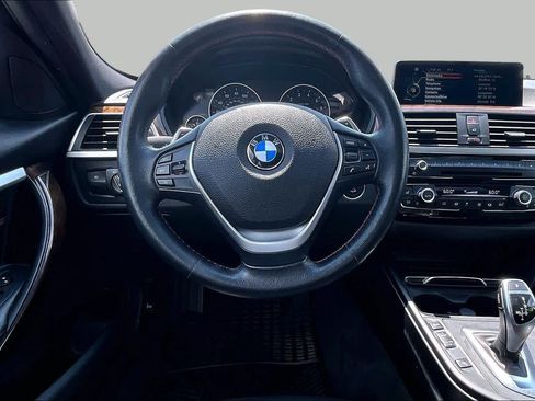 Used 2016 BMW 328i xDrive Sedan AWD/4WD image 6