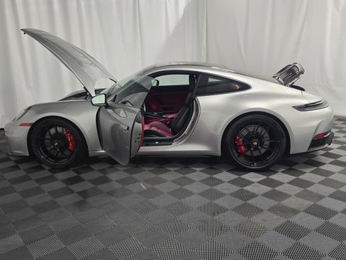 Used 2026 Porsche 911 Carrera 4 GTS AWD/4WD image 13