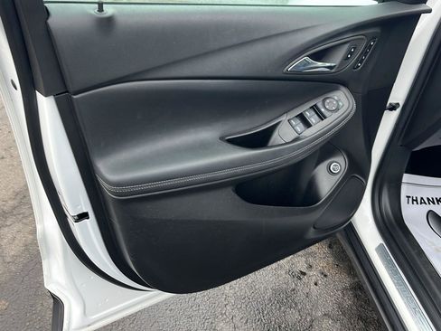 Used 2022 Buick Encore GX Essence w/ Advanced Technology Package image 18