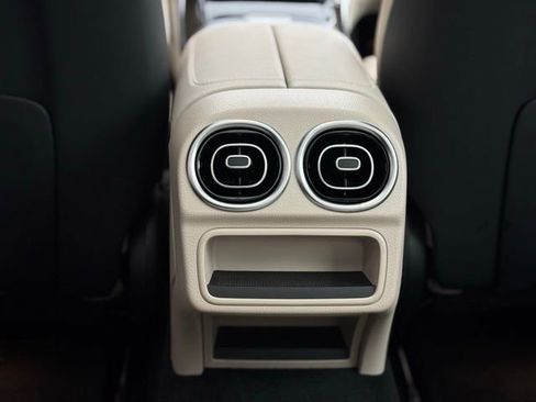 Certified 2023 Mercedes-Benz C 300 4MATIC Sedan image 42