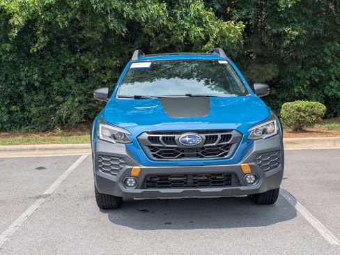 Used 2025 Subaru Outback Wilderness AWD/4WD image 7