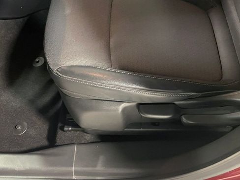Used 2024 Buick Encore GX Preferred FWD image 22