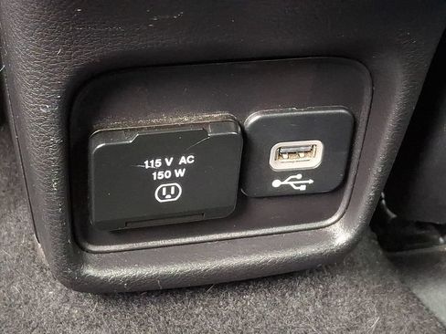 Used 2019 Jeep Compass Limited AWD/4WD image 11