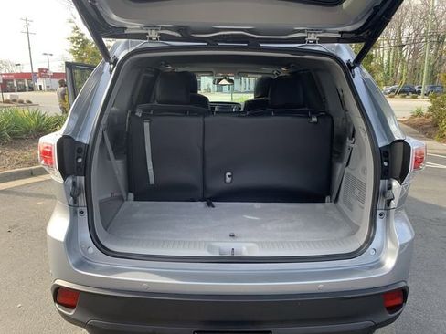 Used 2016 Toyota Highlander Limited image 34