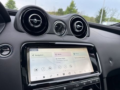 Used 2019 Jaguar XJ L Portfolio AWD/4WD image 19