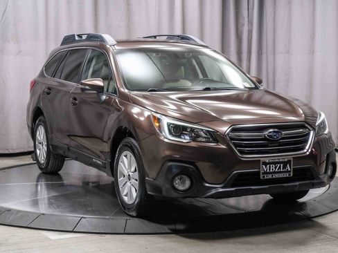 Used 2019 Subaru Outback 2.5i Premium AWD/4WD image 5
