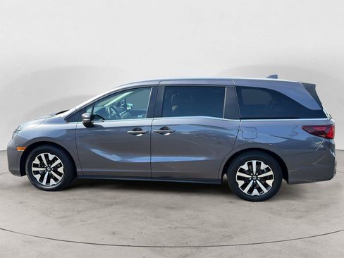 Used 2025 Honda Odyssey EX-L image 3