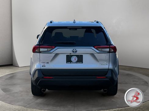 Used 2023 Toyota RAV4 LE AWD/4WD image 6