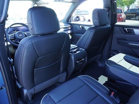 New 2026 Buick Enclave Preferred image 11