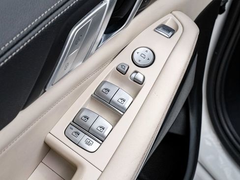 Used 2021 BMW X7 M50i image 37