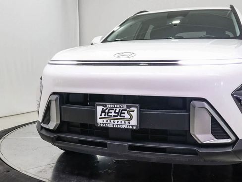 Used 2024 Hyundai Kona SEL FWD image 8