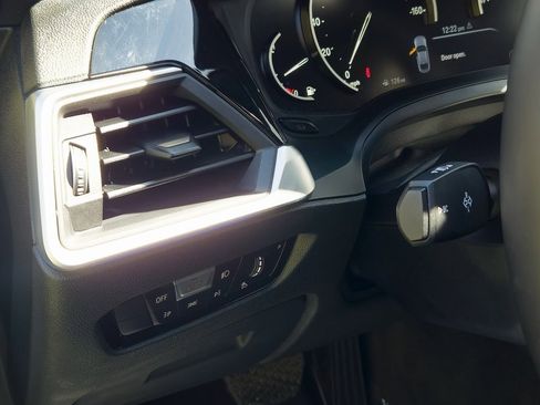 Used 2020 BMW 330i Sedan image 13