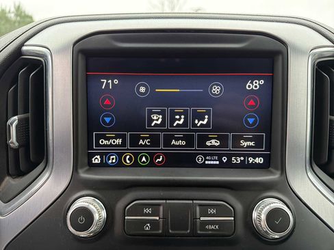 Used 2023 GMC Sierra 3500 SLT w/ SLT Premium Package image 5