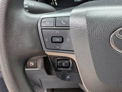 Used 2025 Toyota Camry LE FWD image 22