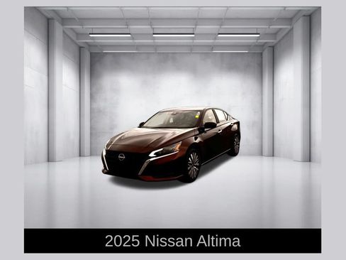 Used 2025 Nissan Altima 2.5 SV FWD image 1