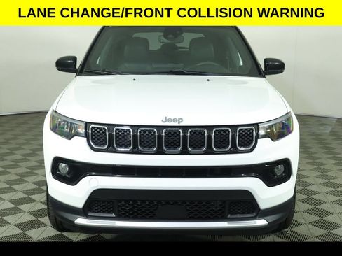 Used 2023 Jeep Compass Limited AWD/4WD image 11