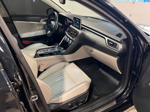 Used 2020 Genesis G70 3.3T w/ Elite Package AWD/4WD image 38