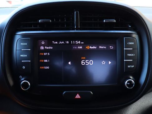 Used 2022 Kia Soul LX FWD image 49