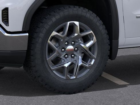 New 2026 GMC Sierra 1500 SLE w/ X31 Off-Road Package AWD/4WD image 9