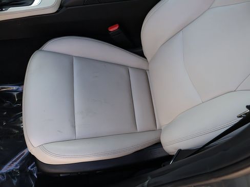 Used 2021 Cadillac CT4 Luxury w/ Sun And Sound Package image 31