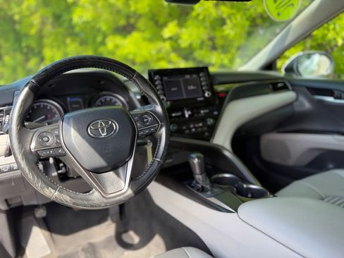 Used 2021 Toyota Camry SE FWD image 32