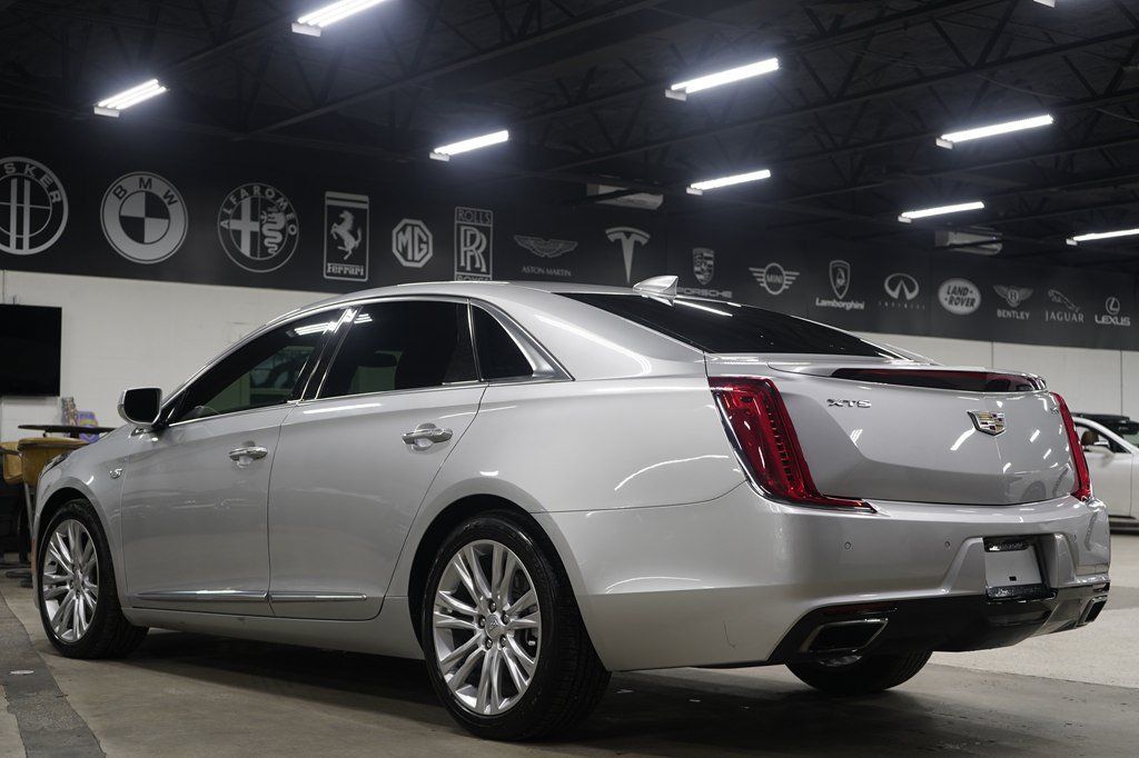 Used 2018 Cadillac XTS Luxury FWD image 3