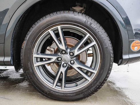 Used 2020 Audi Q5 e Premium Plus w/ Premium Plus Package image 13