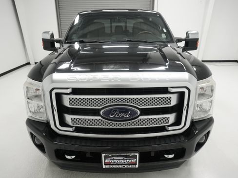 Used 2013 Ford F250 Platinum w/ FX4 Off Road Pkg AWD/4WD image 2
