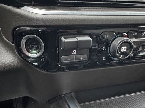 Certified 2025 Chevrolet Silverado 1500 LTZ image 16
