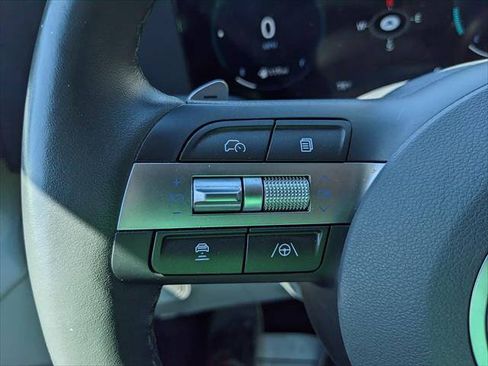 Used 2024 Hyundai Kona Limited FWD image 25