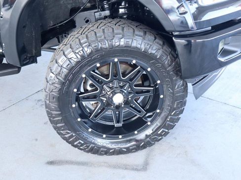 Used 2017 Ford F150 XLT w/ Equipment Group 302A Luxury AWD/4WD image 3