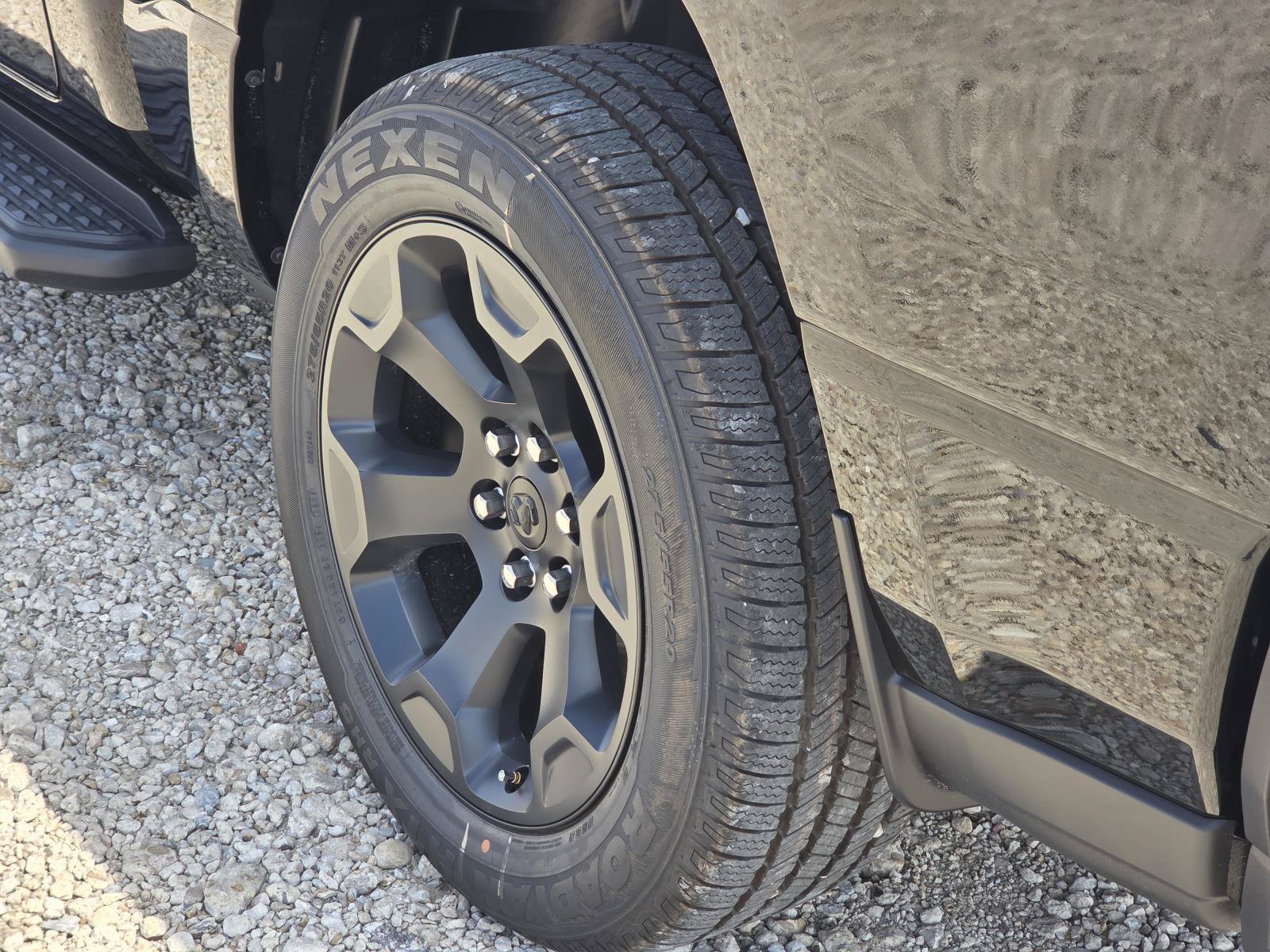 New 2026 RAM 1500 Express AWD/4WD image 6