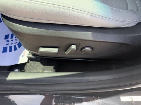 Used 2021 Hyundai Kona Ultimate FWD image 13