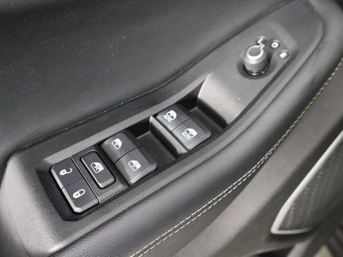 Used 2022 Jeep Grand Cherokee Limited AWD/4WD image 20